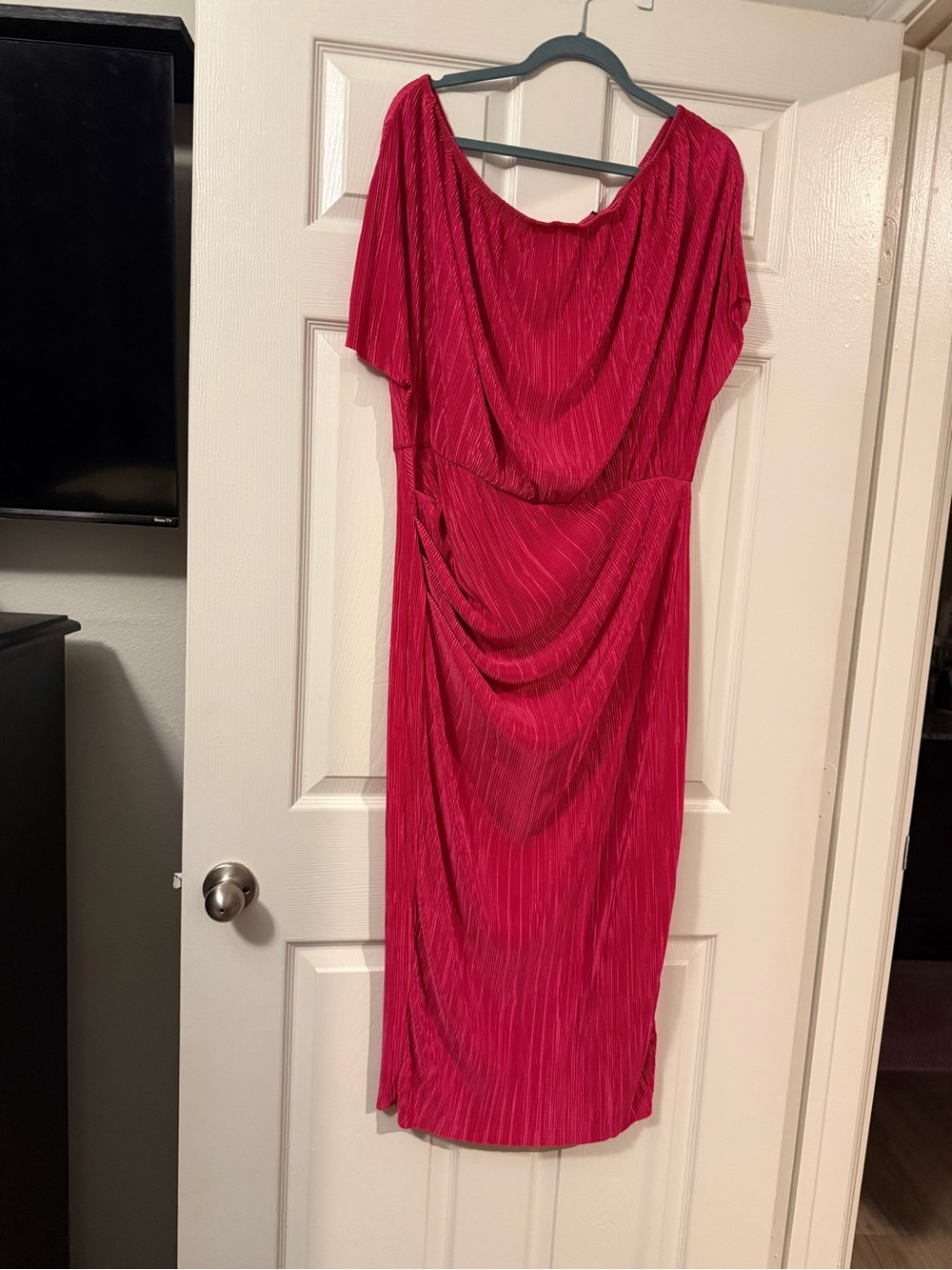 Elegant Fuchsia Draped Women’s Dress